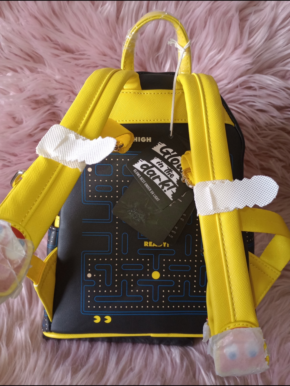 Loungefly PacMan GITD Mini Backpack - Picture 8 of 13